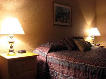 Logan Lake Lodge Екстер'єр фото